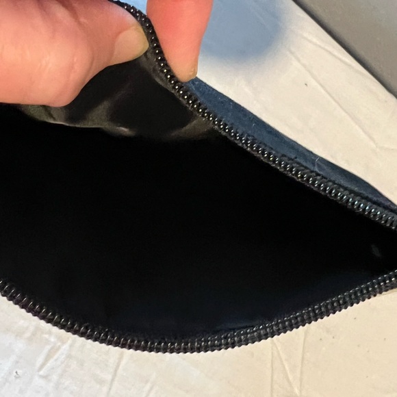 Disney Bag with Mickey and Minnie. - Picture 8 of 9